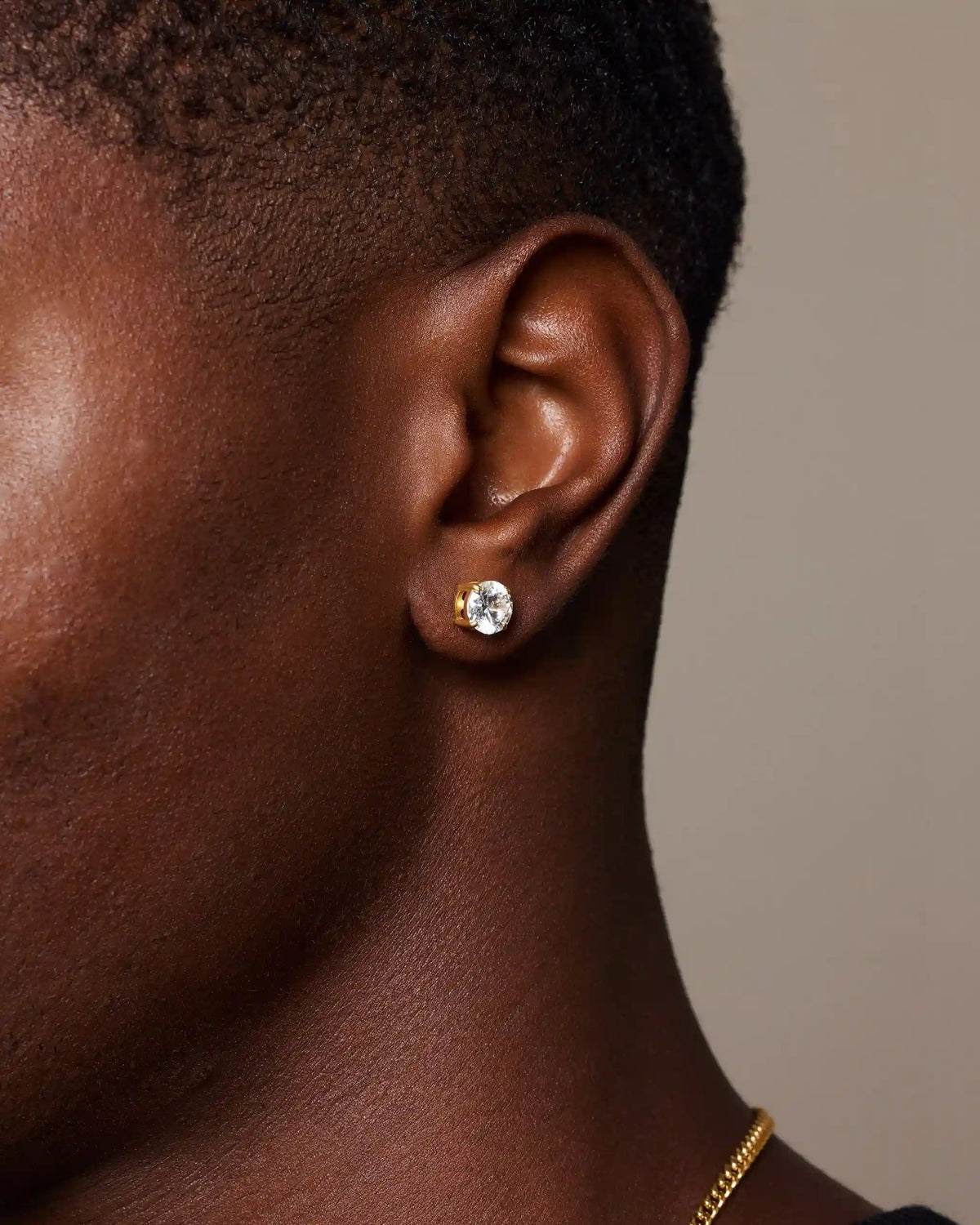 Classic Round Stud Earrings 8mm